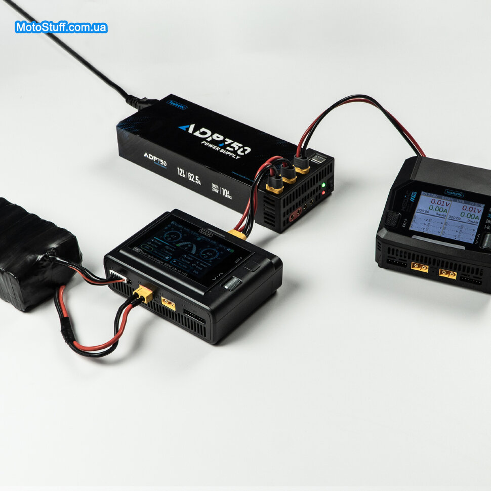 Зарядное устройство ToolkitRC M8D (2*DC 800 Вт)