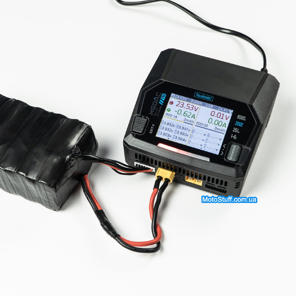 Зарядное устройство ToolkitRC M6DAC (AC 200 Вт / 2* DC 350 Вт)