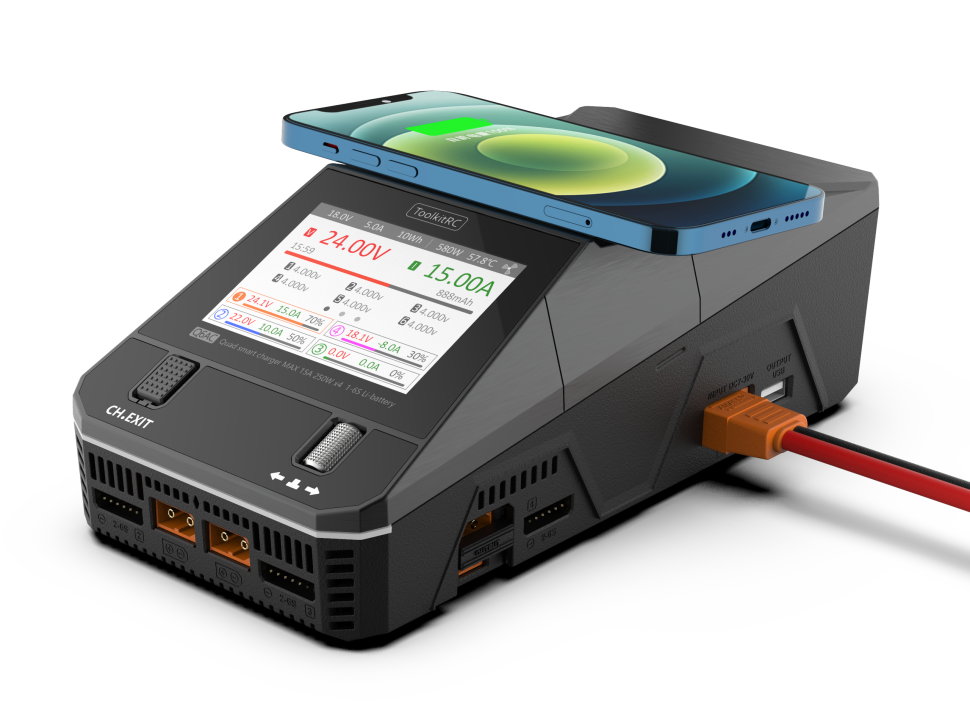 Зарядное устройство ToolkitRC Q6AC (4* AC 100 Вт / 4* DC 250 Вт)