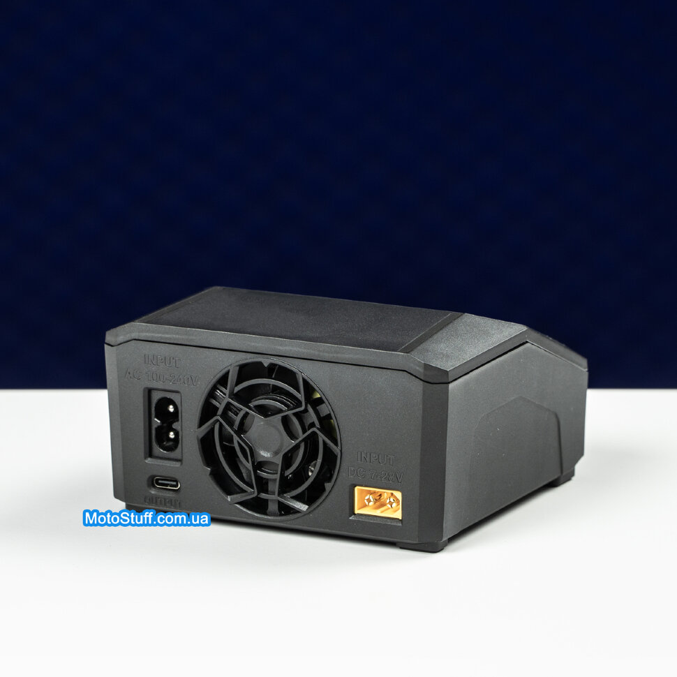 Зарядное устройство ToolkitRC M6DAC Pro (AC 330 Вт / 2* DC 400 Вт)