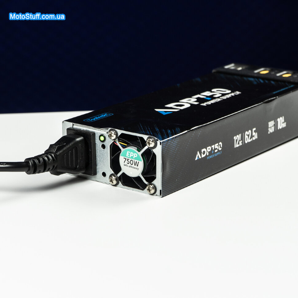 Блок питания ToolkitRC ADP750 (750 Вт)
